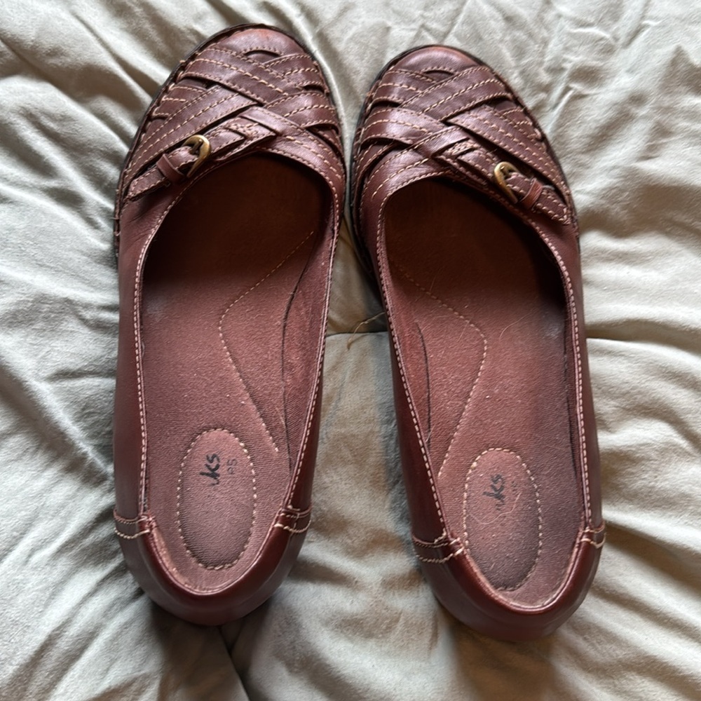 Brown leather Clarks 7.5 - Picture 2 of 4